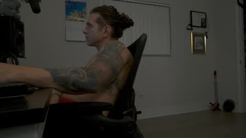 Mr. Dom online show from 05-21-26, 05:25