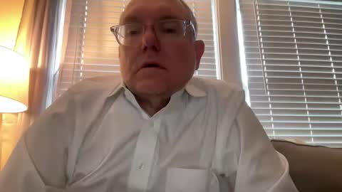 Snapshot of hungron9 chatting on 03-27-26, 01:00 AARON online show from 03-27-26, 01:00