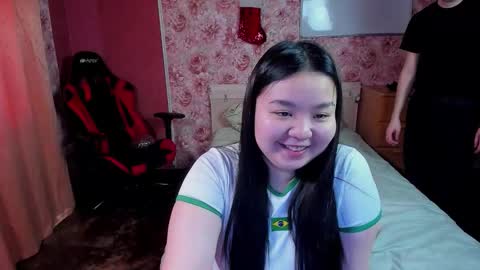 Nancy and Robert online show from 12-20-25, 05:36