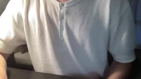 Snapshot of hungwank95 chatting on 10-05-25, 04:49 hungwank95 online show from 10-05-25, 04:49