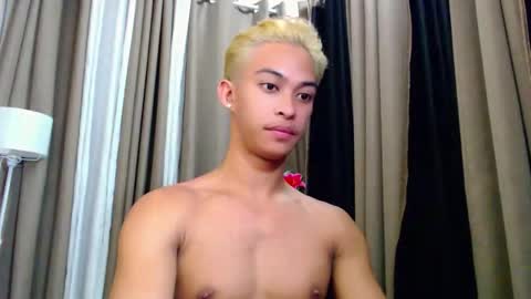 Snapshot of hunk_edward chatting on 06-11-26, 07:06 hunk_edward online show from 06-11-26, 07:06