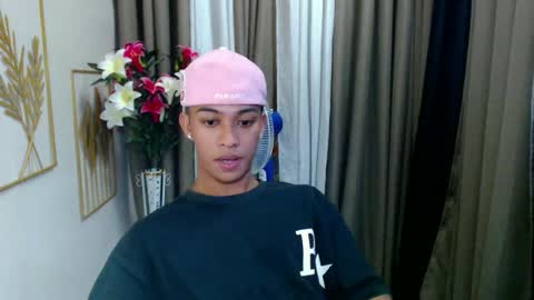 Snapshot of hunk_edward chatting on 06-26-26, 07:57 hunk_edward online show from 06-26-26, 07:57