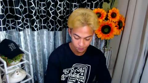 Snapshot of hunk_edward chatting on 07-03-26, 07:37 hunk_edward online show from 07-03-26, 07:37