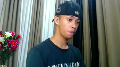 Snapshot of hunk_edward chatting on 07-05-26, 10:11 hunk_edward online show from 07-05-26, 10:11