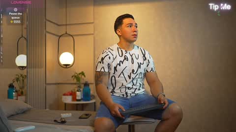 hunk_ryan online show from 01-02-25, 02:35