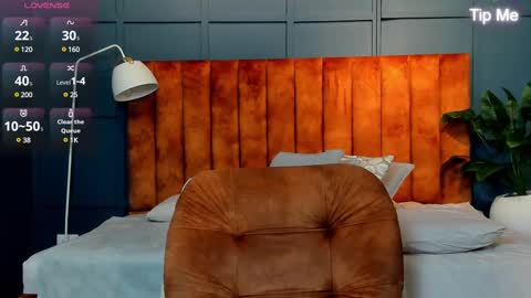 hunk_ryan online show from 02-11-25, 03:51