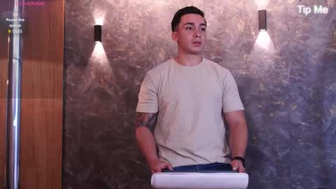 hunk_ryan online show from 11-23-25, 03:45