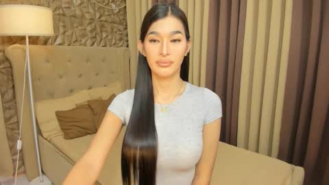 Snapshot of hunkhomerontop chatting on 12-20-25, 08:43 hunkhomerontop online show from 12-20-25, 08:43