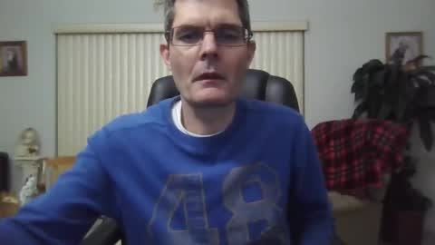 hunkmasclefad458 online show from 02-01-25, 06:32