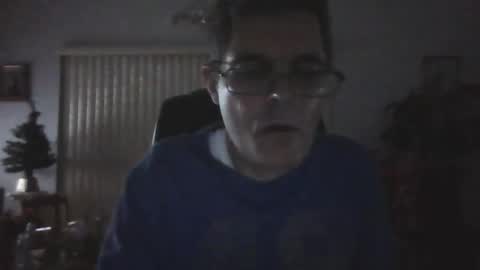 hunkmasclefad458 online show from 12-16-25, 05:01