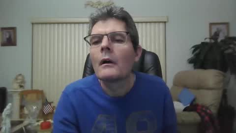 hunkmasclefad458 online show from 05-18-26, 04:07