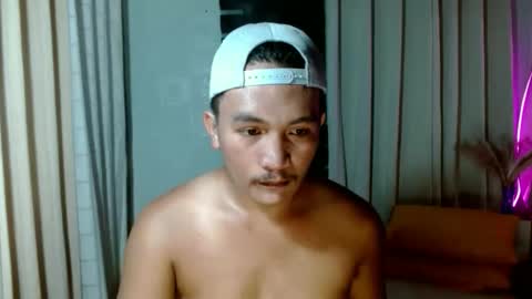 hunkylloyd online show from 10-13-25, 05:18