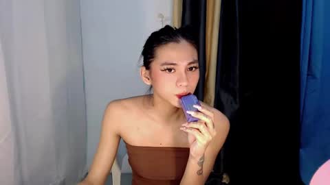 Snapshot of hunkyzeus chatting on 12-24-24, 03:38 hunkyzeus online show from 12-24-24, 03:38