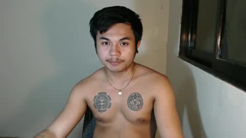 Snapshot of hunkyzeus chatting on 01-04-25, 12:16 hunkyzeus online show from 01-04-25, 12:16