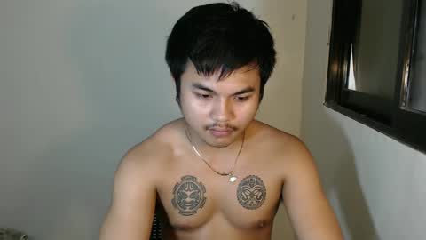 Snapshot of hunkyzeus chatting on 01-06-25, 06:03 hunkyzeus online show from 01-06-25, 06:03