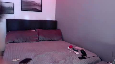 Ivy online show from 04-20-26, 08:43