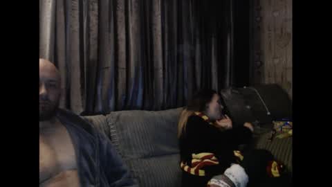 Snapshot of hunterandesme chatting on 01-01-25, 10:03 HunterandEsme online show from 01-01-25, 10:03