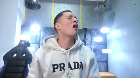 hunterheat_ online show from 03-19-26, 11:58