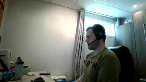 hurley7890 online show from 04-14-26, 02:34