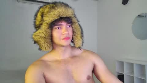 husband_xxx online show from 10-10-25, 04:50