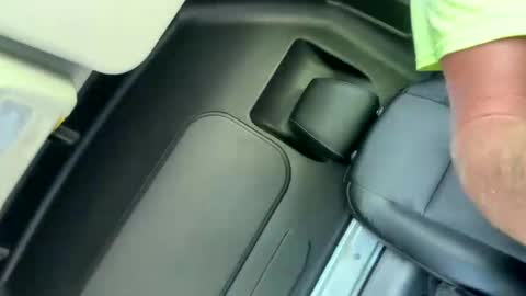 Snapshot of hvacstud4 chatting on 11-02-25, 06:43 hvacstud4 online show from 11-02-25, 06:43