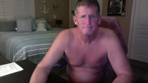 Snapshot of hvacstud4 chatting on 12-01-25, 12:48 hvacstud4 online show from 12-01-25, 12:48