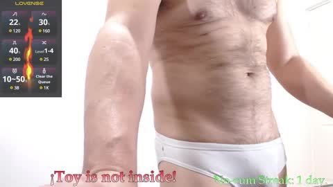 Snapshot of hxmister chatting on 03-11-25, 07:14 Andrew online show from 03-11-25, 07:14