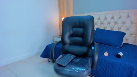 hxxyro online show from 03-13-26, 01:40