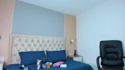 hxxyro online show from 04-02-26, 01:09