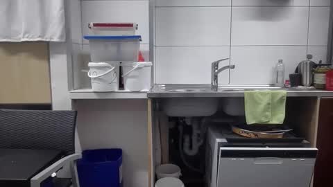 hybride8825 online show from 10-04-25, 06:00