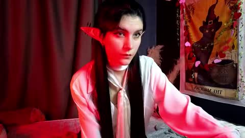 Snapshot of hyeon_jin chatting on 02-14-25, 09:03 Hyeon Jin online show from 02-14-25, 09:03