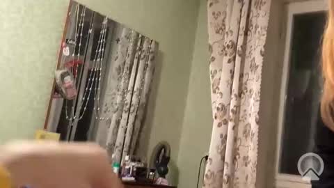 Snapshot of hyperfixation chatting on 10-19-25, 04:40 hyperfixation online show from 10-19-25, 04:40