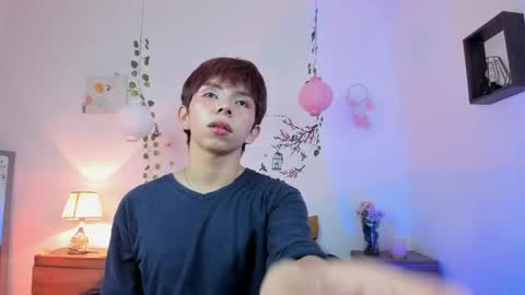 Snapshot of hyunjin_sun chatting on 05-13-26, 04:26 Son Hyunjin online show from 05-13-26, 04:26