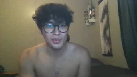 hyunluv online show from 10-19-25, 06:03