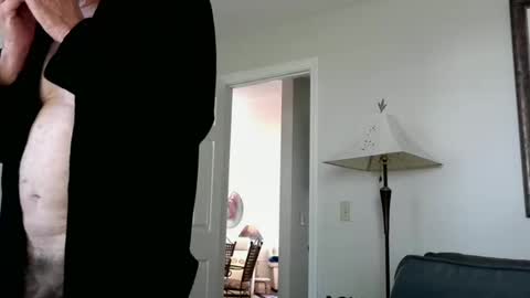 Snapshot of i12cuu12c2 chatting on 09-11-25, 01:55 i12cuu12c2 online show from 09-11-25, 01:55