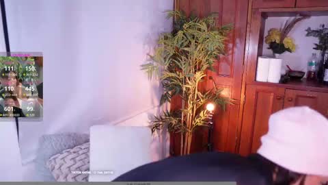 Lucy online show from 11-05-25, 10:37