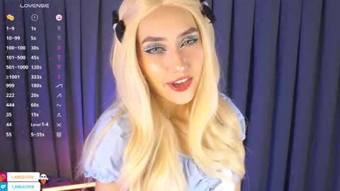 Snapshot of i_amlilithx chatting on 10-13-25, 10:26 - online show from 10-13-25, 10:26