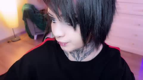 Snapshot of i_died_again chatting on 12-14-24, 10:34 Asya online show from 12-14-24, 10:34