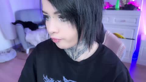 Snapshot of i_died_again chatting on 01-19-25, 10:28 Asya online show from 01-19-25, 10:28