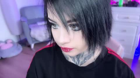 Snapshot of i_died_again chatting on 01-22-25, 08:51 Asya online show from 01-22-25, 08:51