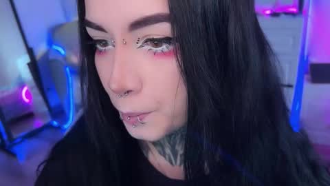 Snapshot of i_died_again chatting on 10-21-25, 08:48 Asya online show from 10-21-25, 08:48