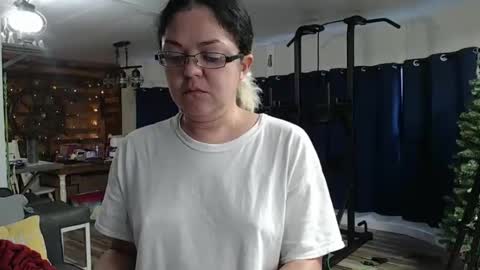 Snapshot of i_fetishize_u chatting on 01-07-25, 04:48 ShortStuff online show from 01-07-25, 04:48