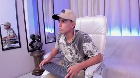 i_liam online show from 04-21-26, 03:46