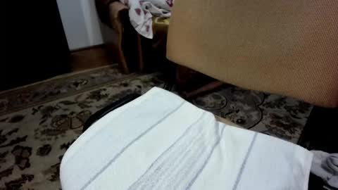 Snapshot of i_like_older_men chatting on 09-26-25, 05:33 i_like_older_men online show from 09-26-25, 05:33