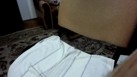 Snapshot of i_like_older_men chatting on 10-11-25, 05:17 i_like_older_men online show from 10-11-25, 05:17