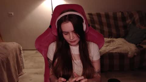 elisabeth online show from 03-08-25, 05:22