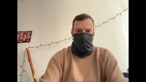 Snapshot of i_o_ro chatting on 12-13-24, 06:59 i o ro online show from 12-13-24, 06:59