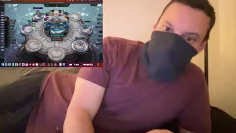 Snapshot of i_o_ro chatting on 12-16-24, 04:02 i o ro online show from 12-16-24, 04:02