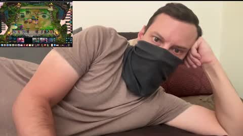 Snapshot of i_o_ro chatting on 09-22-25, 01:24 i o ro online show from 09-22-25, 01:24