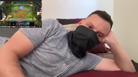 Snapshot of i_o_ro chatting on 10-17-25, 11:18 i o ro online show from 10-17-25, 11:18